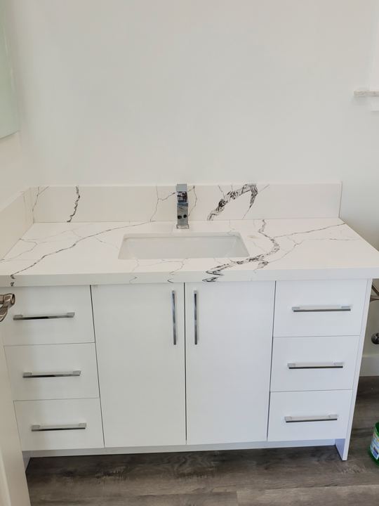 Bathroom Remodels Across Oahu — photo 3