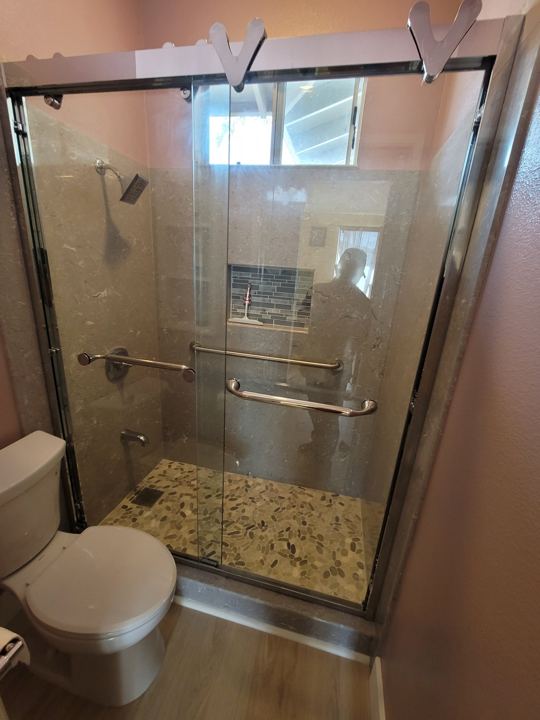 Bathroom Remodels Across Oahu — photo 5