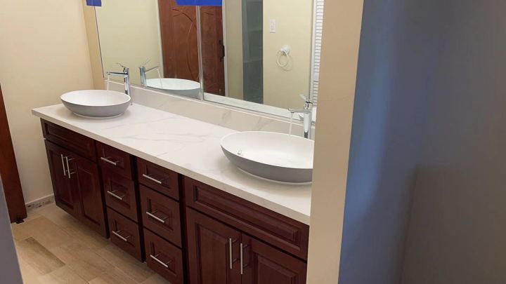 Bathroom Remodels Across Oahu — photo 8