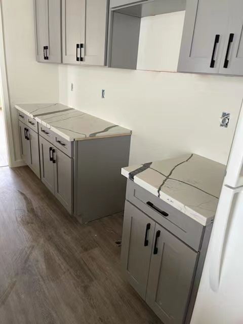 Quartz Countertop & Kitchen Installs — photo 5